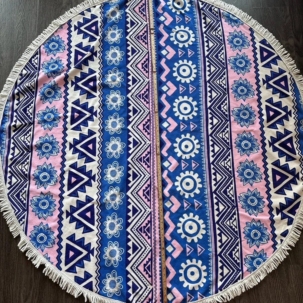 N/A round beach